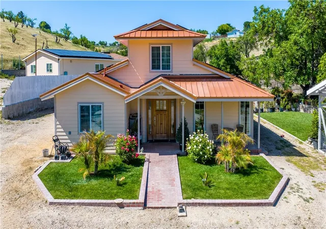 Homes for sale in Templeton, CA | 3890 Hillcrest, Templeton, CA 93465 | MLS# NS26089061