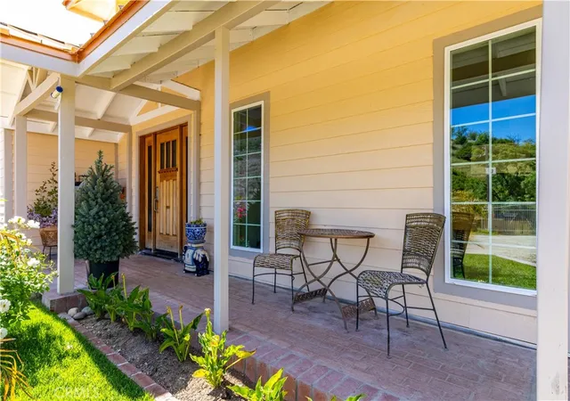 Photo 3 of Single family home for sale at 3890 Hillcrest, Templeton, CA 93465 | MLS# NS26089061 | Listing updated on 2026-10-04