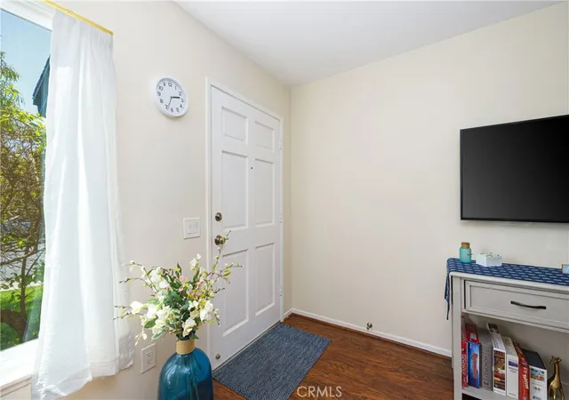 Photo 2 of Townhouse for sale at 16518 Le Grande Ln, Huntington Beach, CA 92649 | MLS# OC26092800 | Listing updated on 2026-09-28