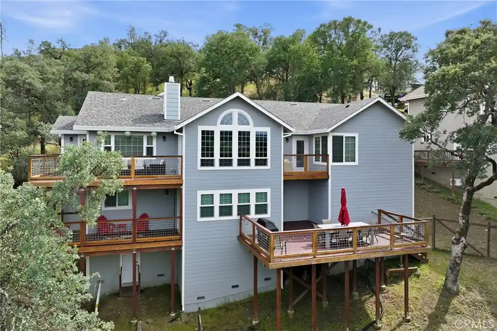 Photo 1 of Single family home for sale at 19972 Jigsaw, Hidden Valley Lake, CA 95467 | MLS# LC26094801 | Listing updated on 2026-10-19