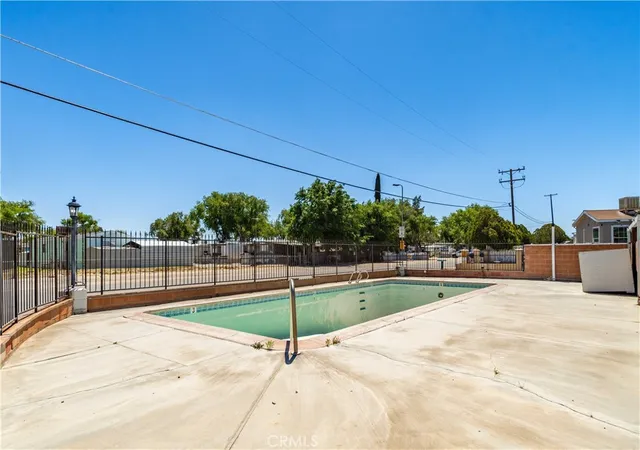 Photo 17 of Manufactured home for sale at 45131 28th St E Spc 11 #SPC, Lancaster, CA 93535 | MLS# SR26093072 | Listing updated on 2026-05-09