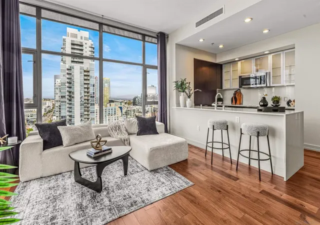 3rd image of 575 6Th, San Diego, CA 92101
