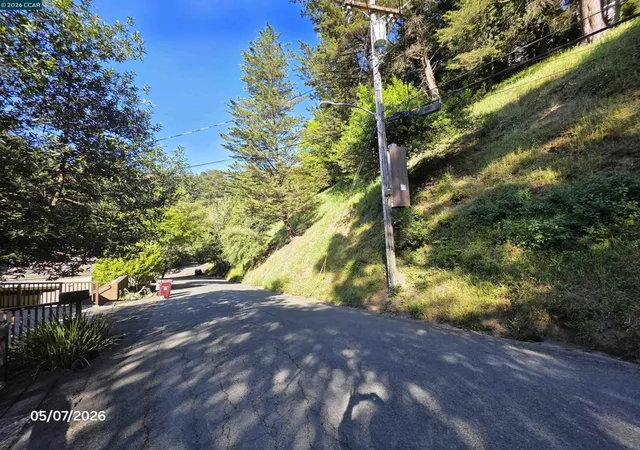 1st image of 6382 Longcroft Dr, Oakland, CA 94611 | MLS# 41133281