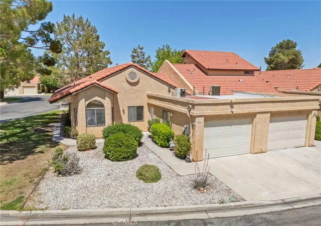 Photo 1 of Sale Pending at 19022 Cedar, Apple Valley, CA 92308 | MLS# TR26095221 | Listing updated on 2026-05-13