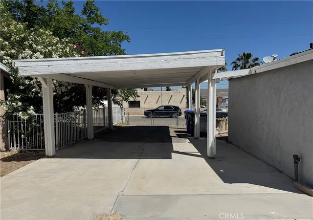 Photo 3 of Single family home for sale at 408 Pioneer St, Barstow, CA 92311 | MLS# HD26095192 | Listing updated on 2026-06-16