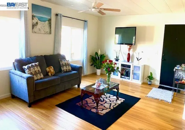 4th image of 29501 Sandburg Way, Hayward, CA 94544 | MLS# 41133286