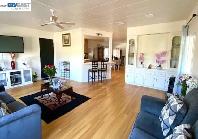5th image of 29501 Sandburg Way, Hayward, CA 94544 | MLS# 41133286