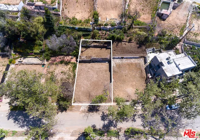 Photo 3 of Sale Pending at 630 Bienveneda Ave, Pacific Palisades, CA 90272 | MLS# 26828373 | Listing updated on 2026-09-29