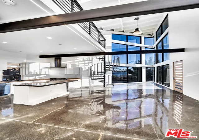 Homes for sale in Santa Monica, CA | 1447 11Th St, Santa Monica, CA 90401 | MLS# 26828629