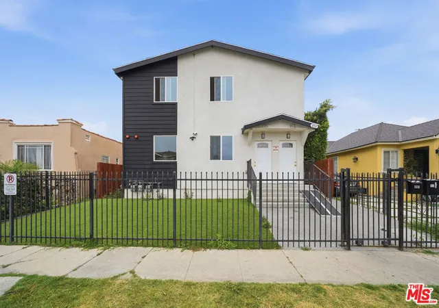 2nd image of 851 E 76th Pl, Los Angeles, CA 90001 | MLS# 26828639