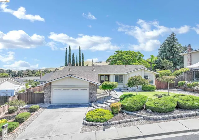 Homes for sale in Antioch, CA | 2411 Los Prados Way, Antioch, CA 94509 | MLS# 41133289