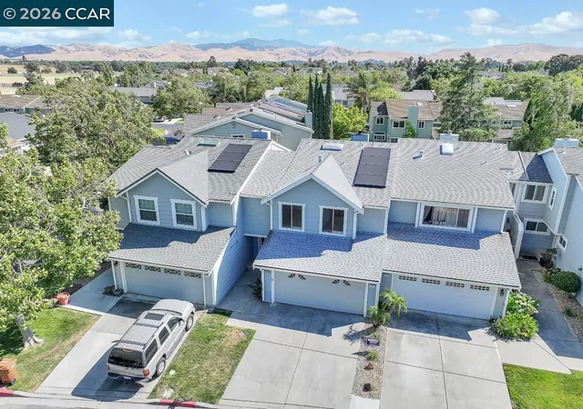 Photo 2 of Sale Pending at 65 Edgewater Pl, Pittsburg, CA 94565 | MLS# 41133301 | Listing updated on 2026-10-06