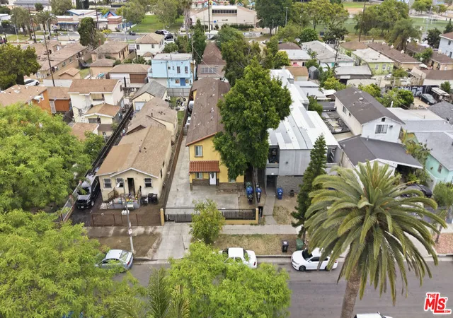 5th image of 8822 Orchard Ave, Los Angeles, CA 90044 | MLS# 26828669