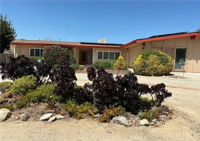 3rd image of 11735 Peach Tree, Yucaipa, CA 92399 | MLS# IG26095258