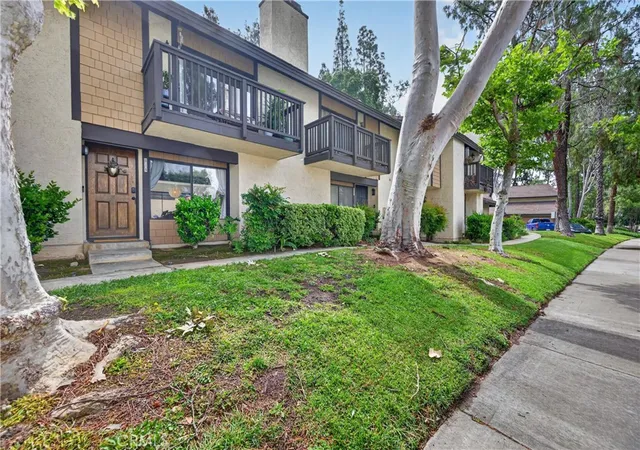 Photo 2 of Condo for sale at 885 Via Sierra Nevada, Riverside, CA 92507 | MLS# IV26095311 | Listing updated on 2026-10-06