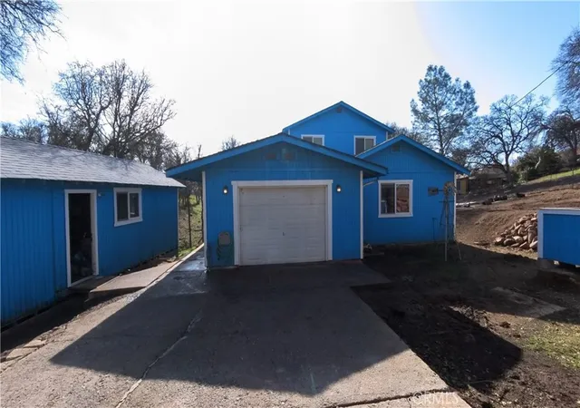 Homes for sale in Clearlake, CA | 16463 33rd Ave, Clearlake, CA 95422 | MLS# LC26095321