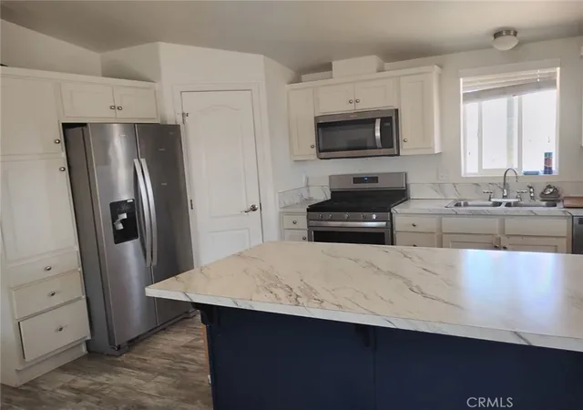 Photo 4 of Sale Pending at 59188 Forrest Dr, Yucca Valley, CA 92284 | MLS# TR26095349 | Listing updated on 2026-09-17