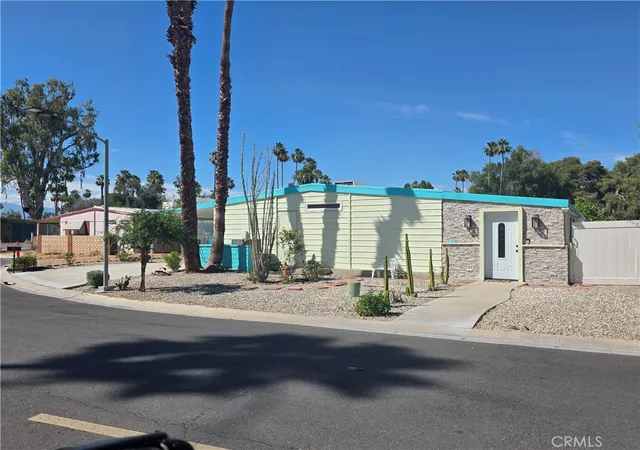 Photo 2 of Manufactured home for sale at 86 Via Minorca, Cathedral City, CA 92234 | MLS# IV26094107 | Listing updated on 2026-10-02