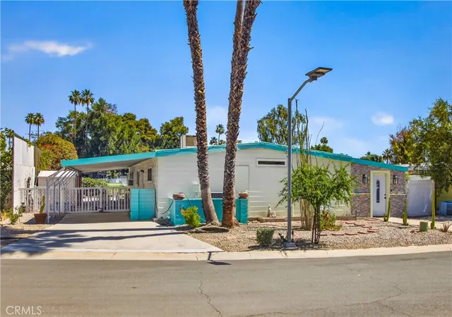 Photo 3 of Manufactured home for sale at 86 Via Minorca, Cathedral City, CA 92234 | MLS# IV26094107 | Listing updated on 2026-10-02