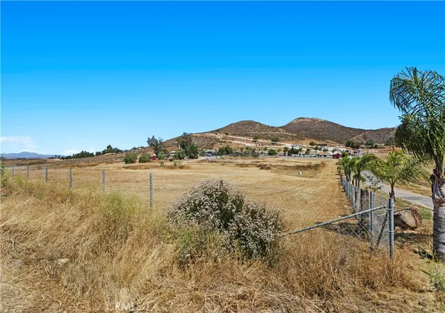 Manufactured home for sale at 31750 Keller Rd, Winchester, CA 92596 | MLS# SW26092688