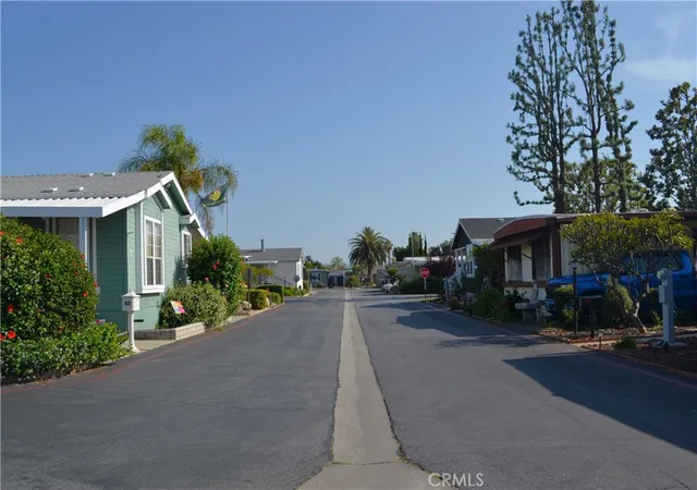 Photo 4 of Manufactured home for sale at 1630 S Barranca Ave #102, Glendora, CA 91740 | MLS# SR26095412 | Listing updated on 2026-09-12
