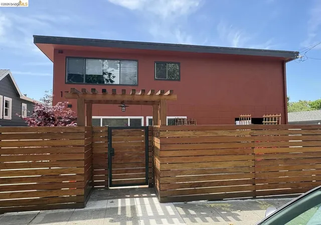 5th image of 1728 7th St #A, Berkeley, CA 94710 | MLS# 41133329