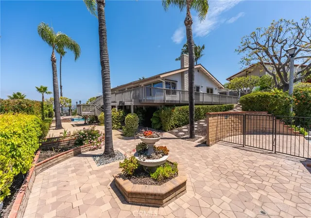 1st image of 33132 Valle Rd, San Juan Capistrano, CA 92675 | MLS# OC26095342