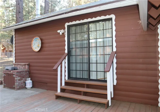 28th image of 400 Shakespeare, Big Bear City, CA 92314 | MLS# TR26095476