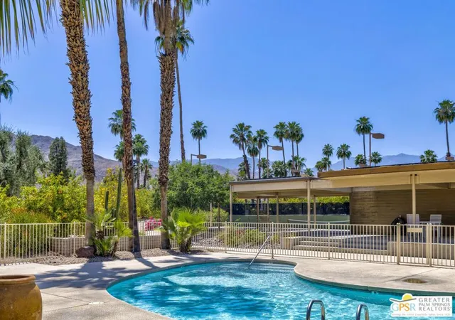 Listing Photo 2 - Condo for sale in building located at 22 Chandra Ln, Rancho Mirage, CA 92270 - Unit #