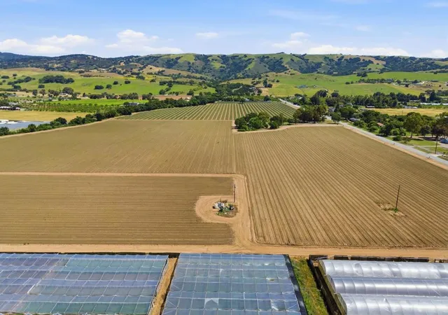 4th image of Leavesley Rd, Gilroy, CA 95020 | MLS# ML82045618