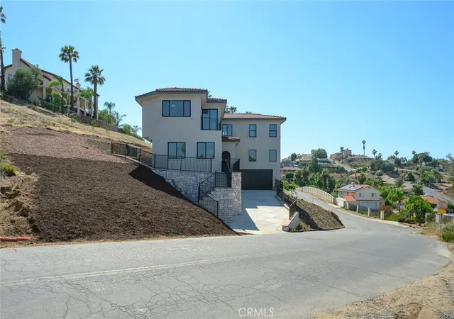 Photo 2 of Single family home for sale at 16515 Cyn Ridge, Riverside, CA 92503 | MLS# IV26090312 | Listing updated on 2026-09-26