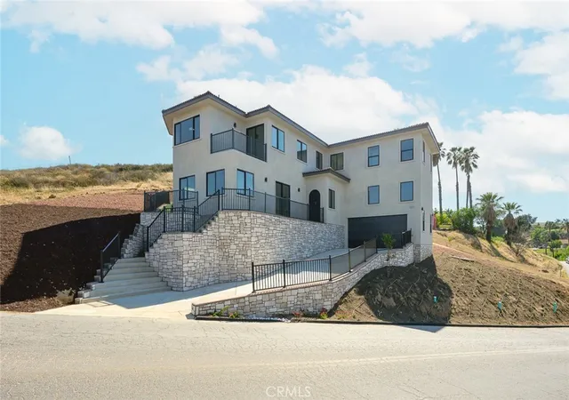 Photo 3 of Single family home for sale at 16515 Cyn Ridge, Riverside, CA 92503 | MLS# IV26090312 | Listing updated on 2026-09-26