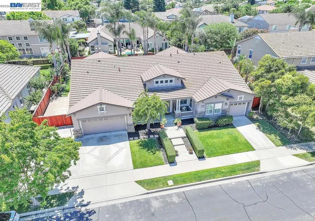 Homes for sale in Brentwood, CA | 1660 Albani Pl, Brentwood, CA 94513 | MLS# 41133354