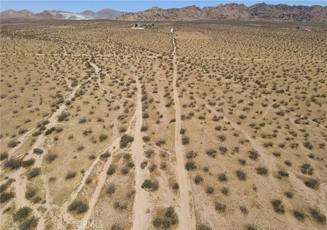 2nd image of 0 Goshen, Apple Valley, CA 92307 | MLS# HD26095599
