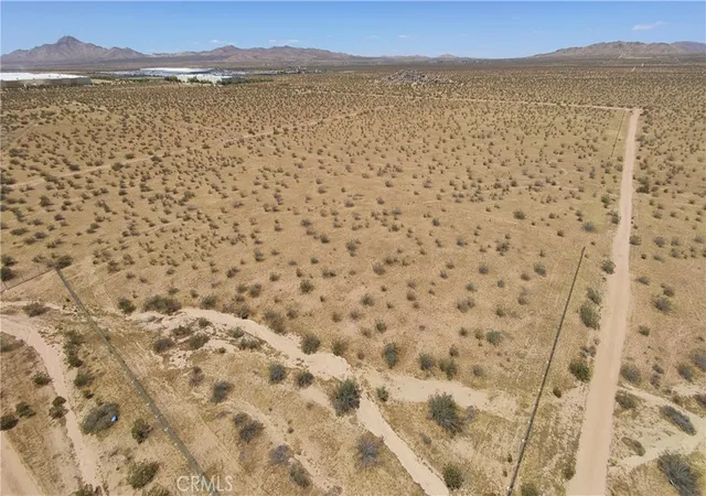 4th image of 0 Goshen, Apple Valley, CA 92307 | MLS# HD26095599