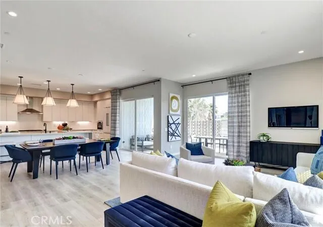 5th image of 706 Obsidian Loop E, Palm Springs, CA 92264 | MLS# 219147286DA