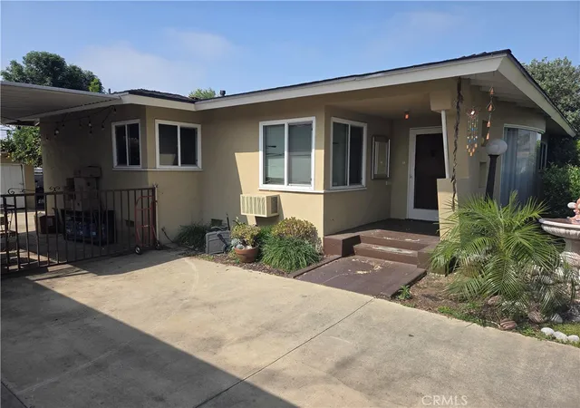Photo 3 of Single family home for sale at 951 W Princeton, Ontario, CA 91762 | MLS# SR26094272 | Listing updated on 2026-10-03
