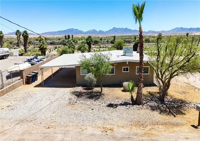 Photo 2 of Single family home for sale at 1526 Riviera Dr, Blythe, CA 92225 | MLS# OC26095644 | Listing updated on 2026-05-03
