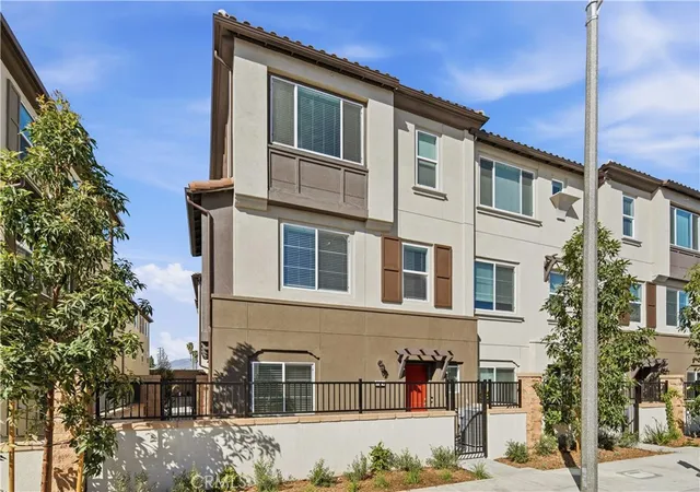 Homes for sale in Pico Rivera, CA | 9324 Via Azul, Pico Rivera, CA 90660 | MLS# IV26095671