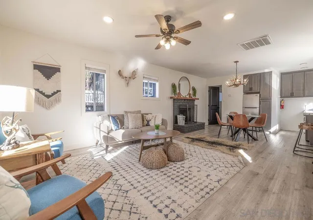 Photo 4 of Single family home for sale at 579 Vista Ln, Big Bear Lake, CA 92315 | MLS# 260010628SD | Listing updated on 2026-05-20