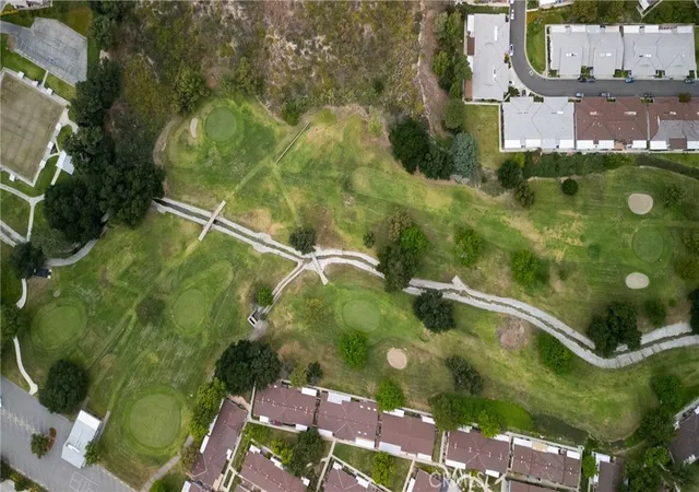 25th image of 26801 Circle Of The Oaks, Newhall, CA 91321 | MLS# SR26095722