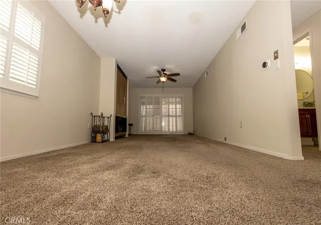 Photo 3 of Condo for sale at 26801 Cir Of The Oaks, Newhall, CA 91321 | MLS# SR26095722 | Listing updated on 2026-05-07