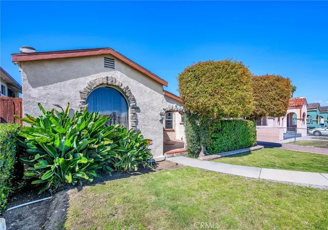 Photo 1 of Single family home for sale at 1617 W 80th Street, Los Angeles, CA 90047 | MLS# IN26095738 | Listing updated on 2026-10-05