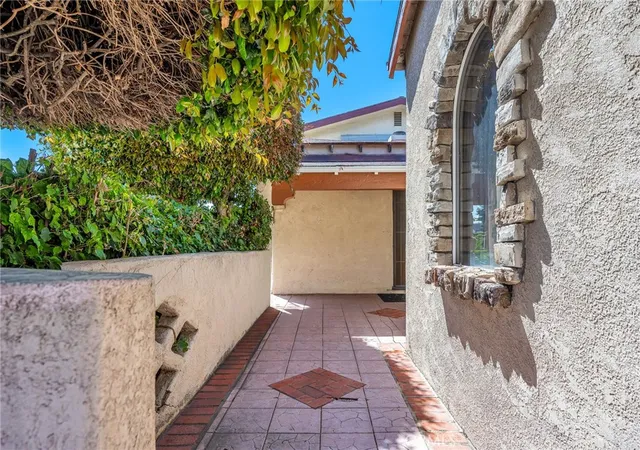 Photo 2 of Single family home for sale at 1617 W 80th Street, Los Angeles, CA 90047 | MLS# IN26095738 | Listing updated on 2026-10-05