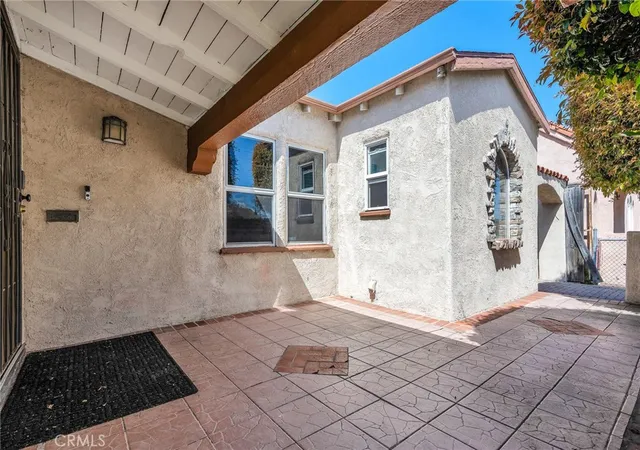 Photo 4 of Single family home for sale at 1617 W 80th Street, Los Angeles, CA 90047 | MLS# IN26095738 | Listing updated on 2026-10-05