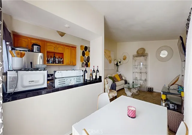 Homes for sale in Long Beach, CA | 1168 E 10Th, Long Beach, CA 90813