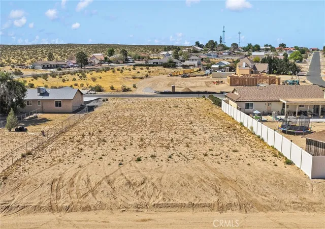 3rd image of 13789 Branding Iron Dr, Helendale, CA 92342 | MLS# HD26095669