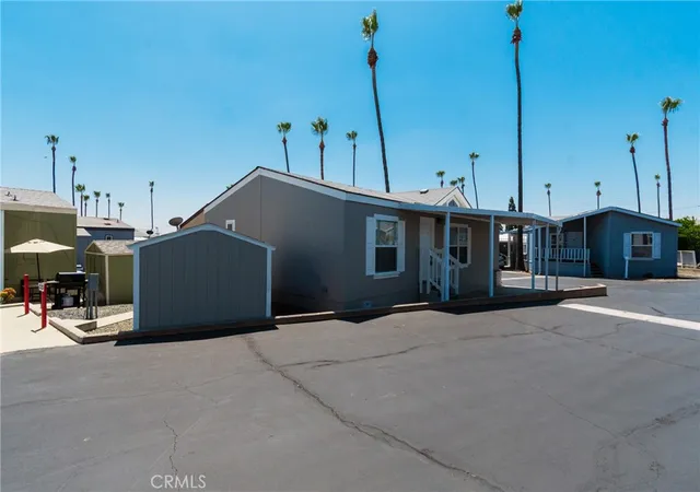 4th image of 1565 W Arrow Hwy Space C23 #C23, Upland, CA 91786 | MLS# IG26095746