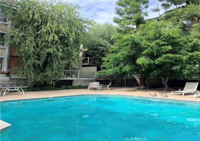 1st image of 18324 Clark St #120, Tarzana, CA 91356 | MLS# SR26095715