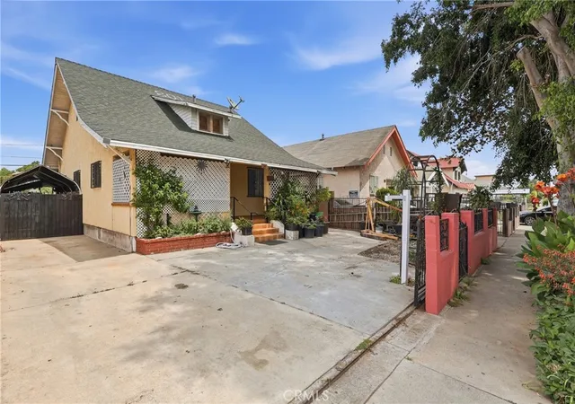 4th image of 201 W 50th, Los Angeles, CA 90037 | MLS# RS26093323